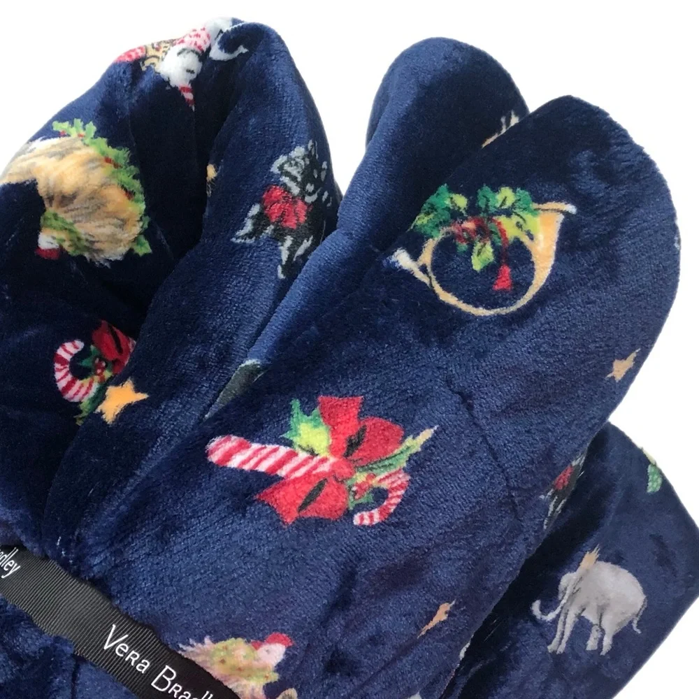 ❣️Host Pick❣️ Vera Bradley Cozy Life Throw Blanket in Snow Globe Motifs